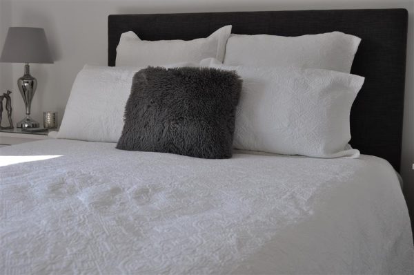 Grace Pure White Bedspread